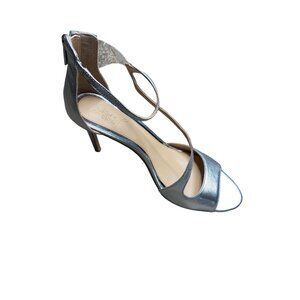 BADGLEY MISCHKA JEWEL WOMEN'S SILVER LEATHER OPEN TOE STILETTO HEELS SZ 9.5 NWOT